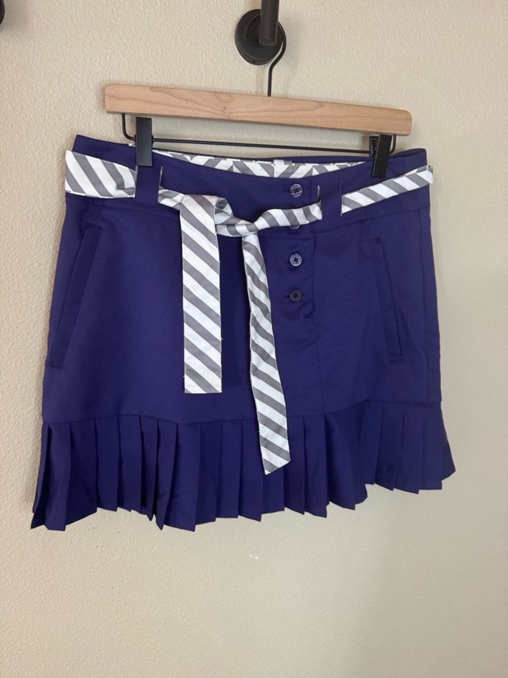 Nike Golf Dri-Fit Purple Pleated Skort Size 8 Athletic Tennis Golf